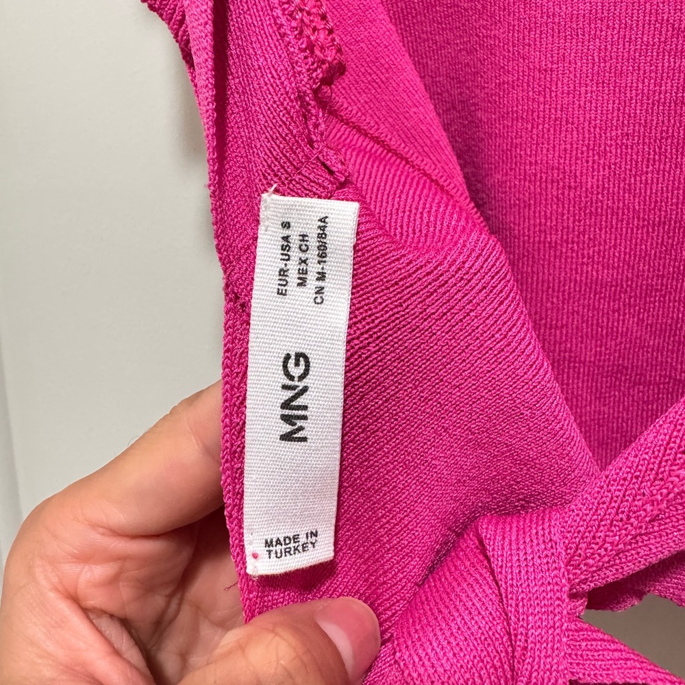 Mango Fuchsia Ruffled Tank TopSize is S - Picture 4 of 4